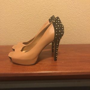 Jessica Simpson JP-Breaking Embellished Heel final